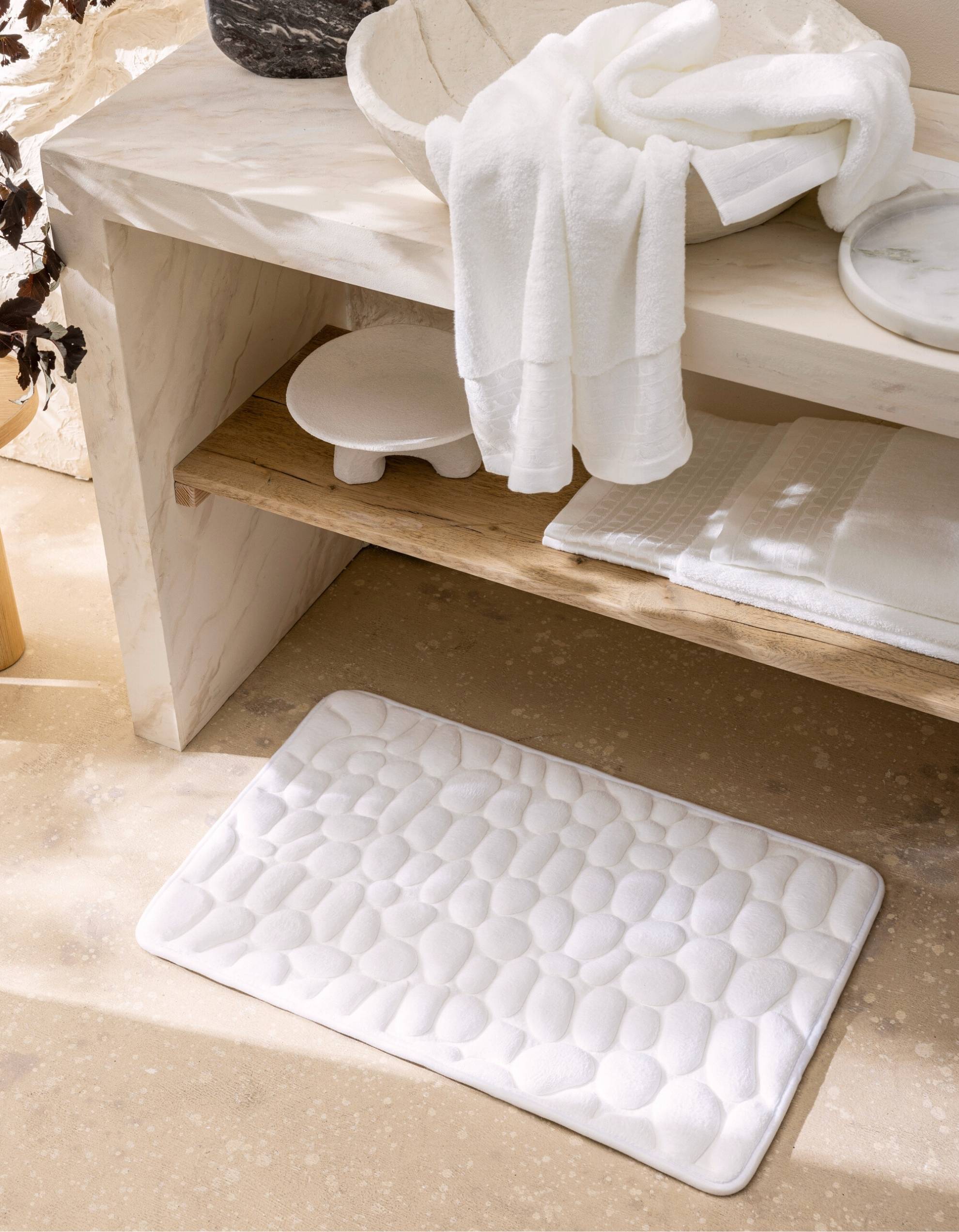 LE TAPIS DE BAIN GALET | BLANC NEIGE